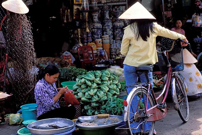 Marché de My Tho dans le delta du Mékong