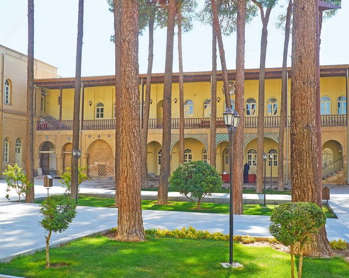 Jardin du monastère arménien orthodoxe dans le quartier de Julfa à Ispahan en Iran