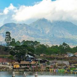 Volcan Kintamani, vue depuis le village de Kabupaten Bangli