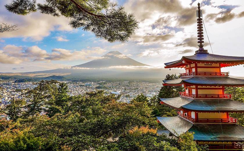 Vue du mont Fuji de la pagode Chureito au Japon