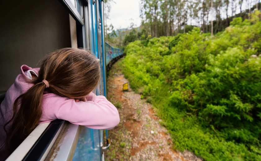 srl lanka train enfant