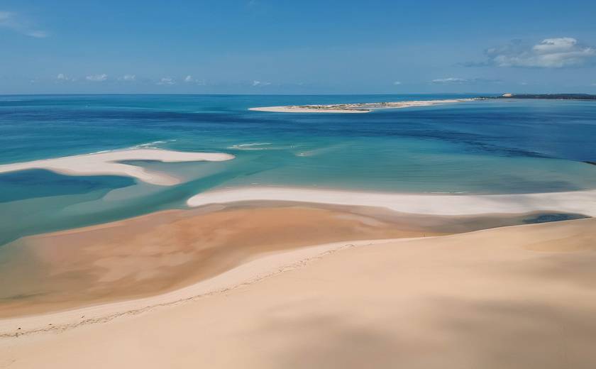 Bancs de sable sur l'île de Barazuto au Mozambique