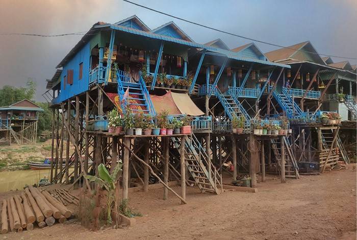 Village, Kompong Pluk, Cambodge